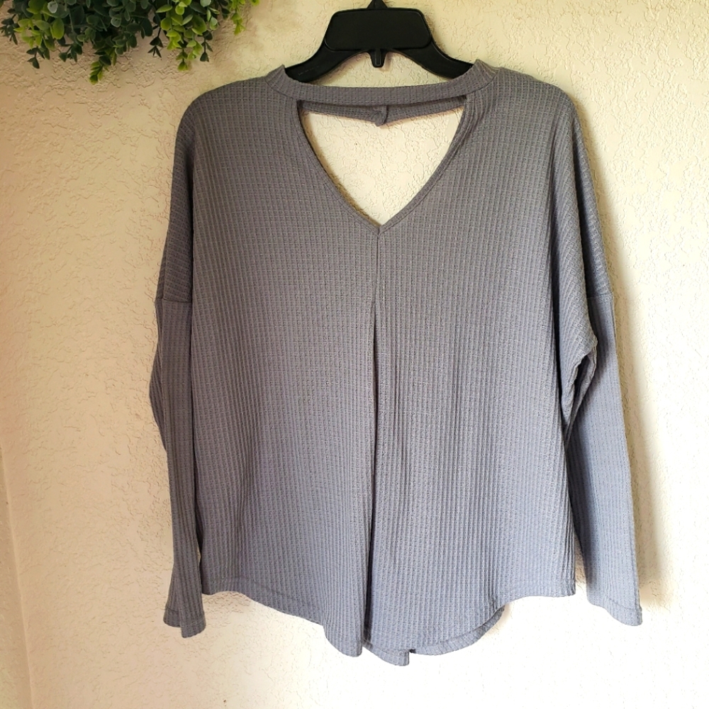 Simply Noelle Gray V-Neck Sweater Size S